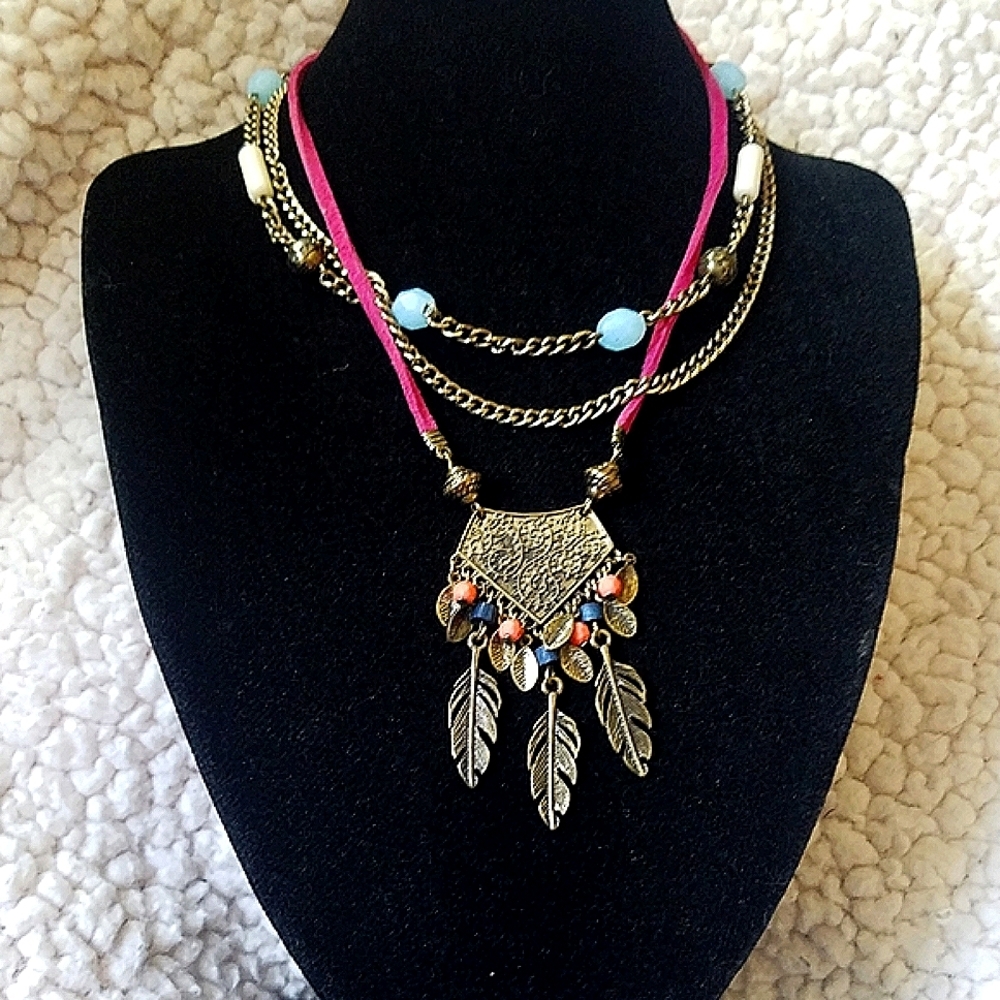 *New* Women's Primark Multi-Layered Necklace